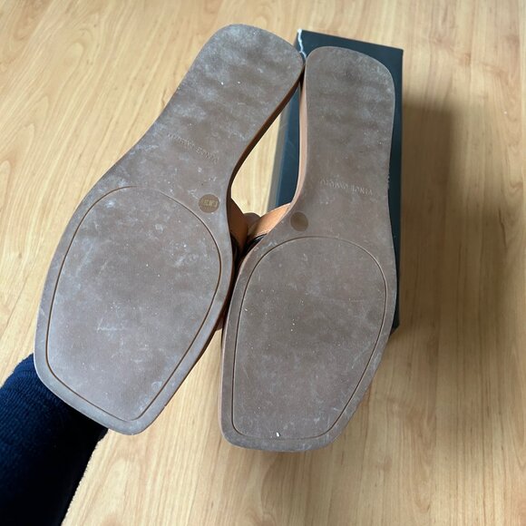 NWB Vince Camuto Barcellen Leather Slide Sandals in golden walnut - Picture 3 of 5